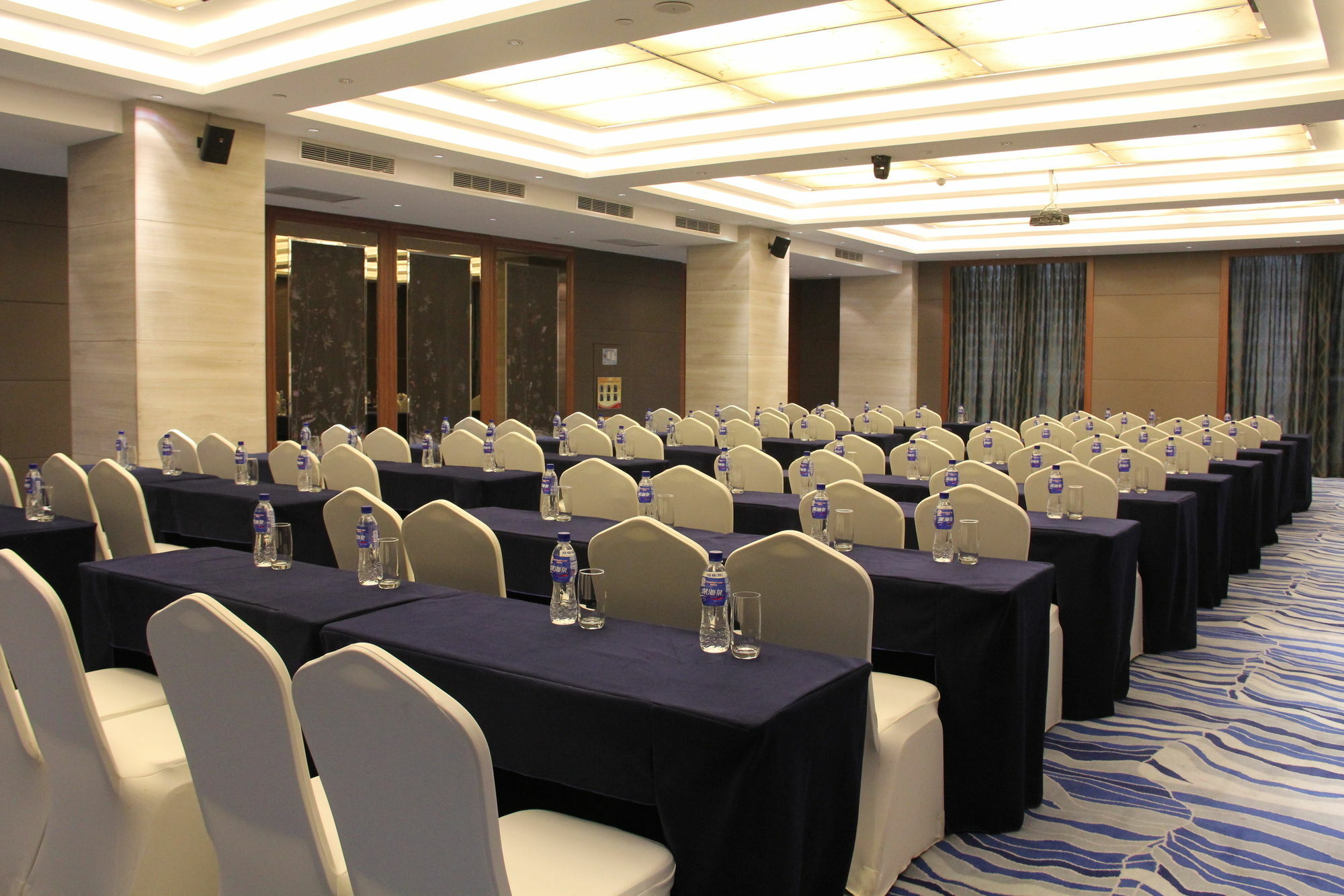 Brigh Radiance Hotel Yantai Exterior foto